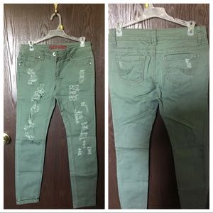 Bongo Green Distressed Pant